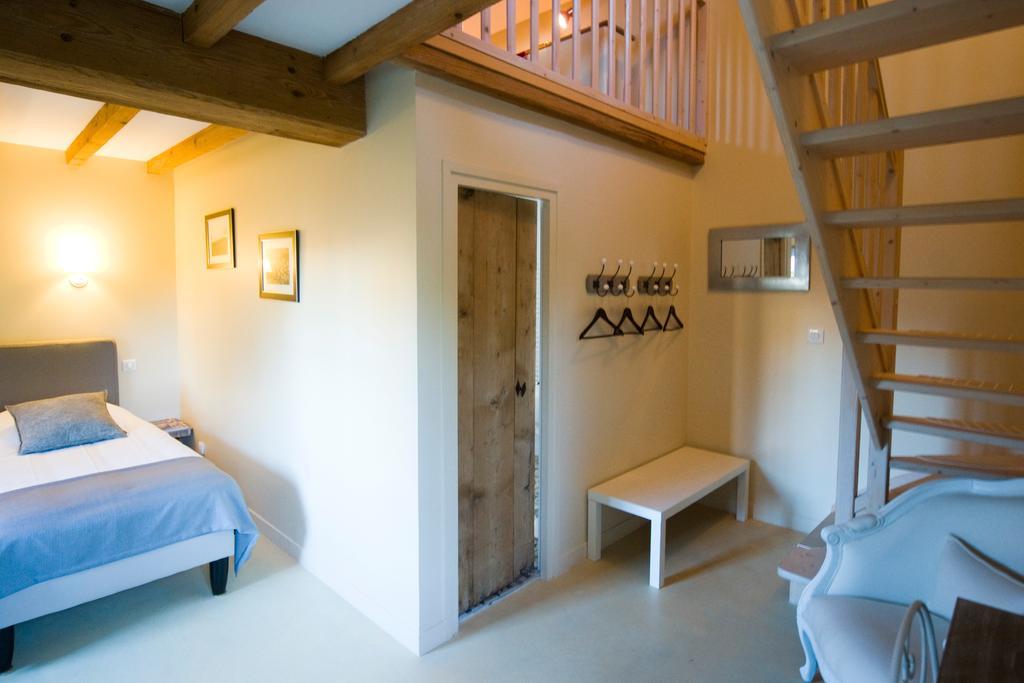 B&B La Cerisaie Francheleins Habitación foto