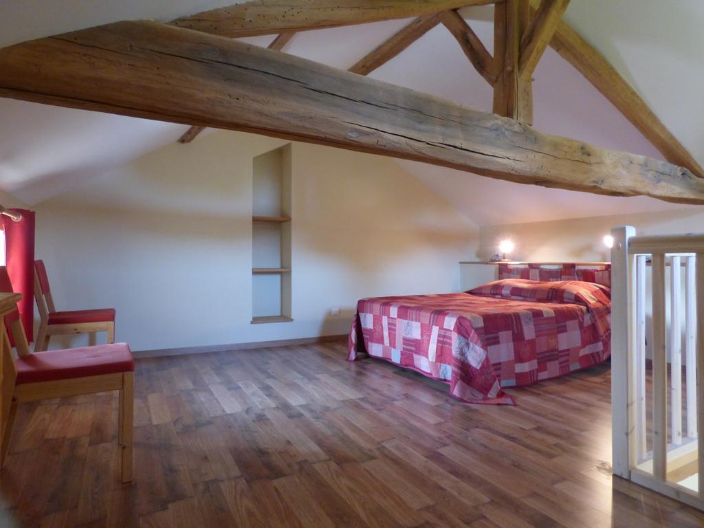 B&B La Cerisaie Francheleins Habitación foto